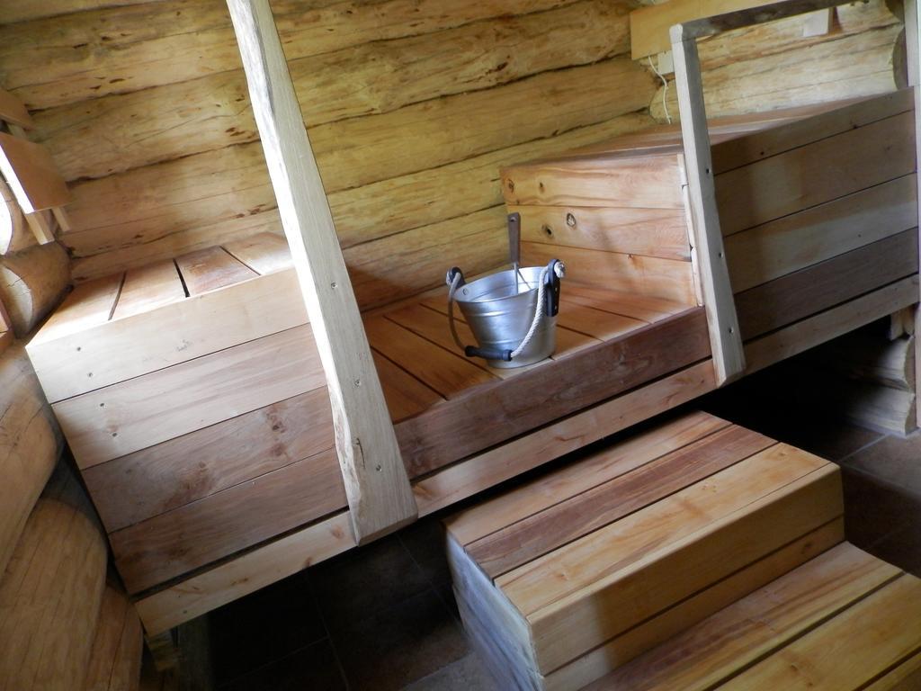 Ala-Laugu Holiday Home Leisi Exteriér fotografie